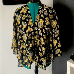 Black yellow shirt Kimono Style top